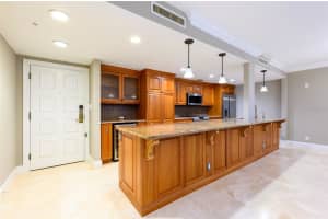 36750 US HIGHWAY 19 N #4-221, PALM HARBOR, FL 34683 - MLS#MFRTB8441416