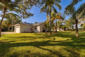 10933 54TH AVENUE, ST PETERSBURG, FL 33708 - MLS#MFRTB8441424