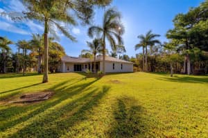 10933 54TH AVENUE, ST PETERSBURG, FL 33708 - MLS#MFRTB8441424