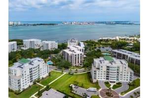 150 BELLEVIEW BOULEVARD, BELLEAIR, FL 33756 - MLS#MFRTB8441444