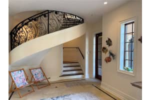 829 BRUCE AVENUE, CLEARWATER BEACH, FL 33767 - MLS#MFRTB8441451