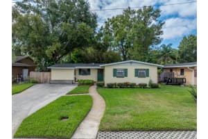 2702 AUBURN AVENUE, TAMPA, FL 33614 - MLS#MFRTB8441452