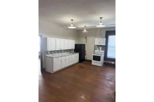 111 COLLINS STREET, PLANT CITY, FL 33563 - MLS#MFRTB8441584