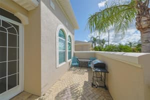 2264 SIFIELD GREENS WAY, SUN CITY CENTER, FL 33573 Sold 12/04/25