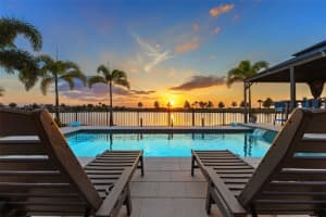 5822 Silver Sun Dr, APOLLO BEACH