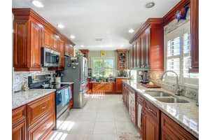 1603 WEATHERFORD DRIVE, SUN CITY CENTER, FL 33573 - MLS#MFRTB8441695