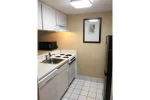 36750 US HIGHWAY 19 N #13-214, PALM HARBOR, FL 34683 - MLS#MFRTB8441706