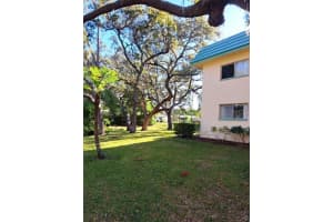 2005 GREENBRIAR BOULEVARD, CLEARWATER, FL 33763 - MLS#MFRTB8441759