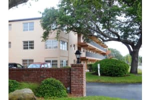 4600 98TH WAY, ST PETERSBURG, FL 33708 - MLS#MFRTB8441765