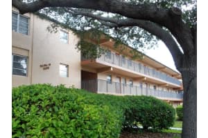 4600 98TH WAY, ST PETERSBURG, FL 33708 - MLS#MFRTB8441765