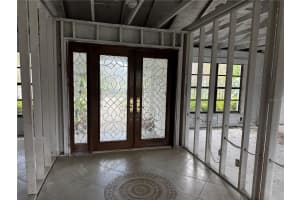 2001 COUNTRY CLUB COURT, PLANT CITY, FL 33566 Sold 11/18/25