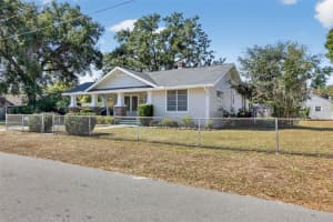 5806 CHEROKEE AVENUE, TAMPA, FL 33604 - MLS#MFRTB8441845