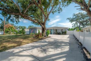 5619 25TH STREET, BRADENTON, FL 34207 - MLS#MFRTB8441860