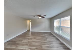 MLS# MFRTB8441863, Oviedo, Florida 32765