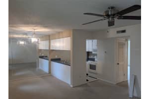 527 LINCOLN AVENUE, TAMPA, FL 33609 - MLS#MFRTB8441879