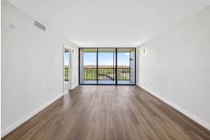 900 COVE CAY DRIVE, CLEARWATER, FL 33760 - MLS#MFRTB8441889