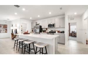 2068 BABBLING BROOK BOULEVARD, AUBURNDALE, FL 33823 - MLS#MFRTB8441895