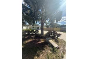 2535 JUNGLE STREET, LAKELAND, FL 33801 Sold 12/01/25