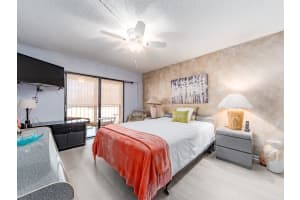 9490 HARBOR GREENS WAY, SEMINOLE, FL 33776 - MLS#MFRTB8441907