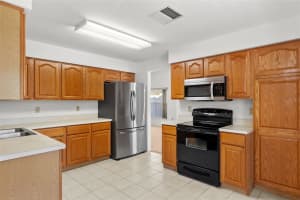 11327 CLAYRIDGE DRIVE, TAMPA, FL 33635 - MLS#MFRTB8441988