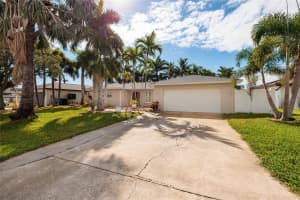 188 98TH AVENUE, ST PETERSBURG, FL 33702 - MLS#MFRTB8442011