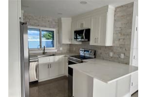 745 SUNSET COVE, MADEIRA BEACH, FL 33708 - MLS#MFRTB8442014