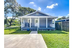 375 4TH STREET, LARGO, FL 33770 - MLS#MFRTB8442059