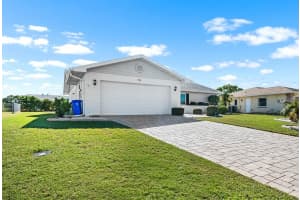 606 FORT DUQUESNA DRIVE, SUN CITY CENTER, FL 33573 Sold 12/02/25