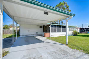 39153 HILLCREST DRIVE, ZEPHYRHILLS, FL 33542 - MLS#MFRTB8442068