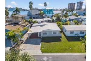 951 182nd Ave E, REDINGTON SHORES