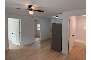 4605 HUBERT AVENUE, TAMPA, FL 33614 - MLS#MFRTB8442131