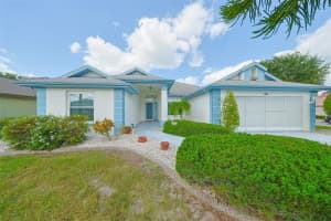 352 CALOOSA PALMS COURT, SUN CITY CENTER, FL 33573 - MLS#MFRTB8442137