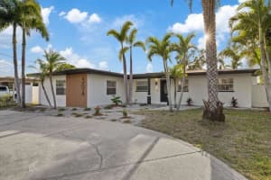 504 Driftwood Dr E, PALM HARBOR