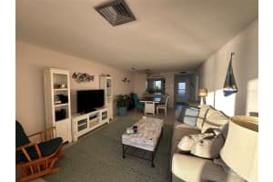 7000 BEACH PLAZA, ST PETE BEACH, FL 33706 Sold 12/03/25