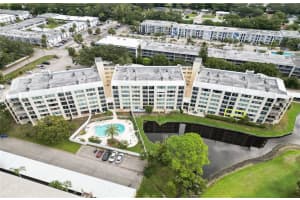 225 COUNTRY CLUB DRIVE, LARGO, FL 33771 - MLS#MFRTB8442245