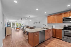 10152 REGAL DRIVE, LARGO, FL 33774 - MLS#MFRTB8442259