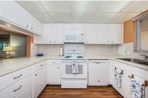 1200 NORTH SHORE DRIVE, ST PETERSBURG, FL 33701 - MLS#MFRTB8442260