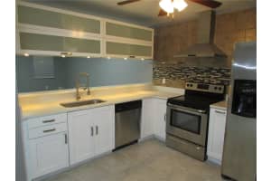 5305 ABINGER COURT, TAMPA, FL 33624 - MLS#MFRTB8442307