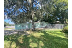 1110 MARYLAND AVENUE, PLANT CITY, FL 33563 - MLS#MFRTB8442322