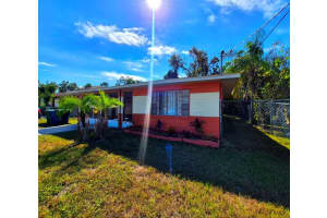 2413 38TH AVENUE, TAMPA, FL 33610 - MLS#MFRTB8442352