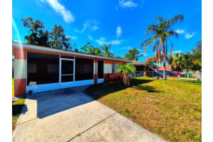 2413 38TH AVENUE, TAMPA, FL 33610 - MLS#MFRTB8442352
