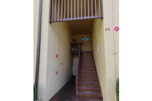 MLS# MFRTB8442359, Clearwater, Florida 33755