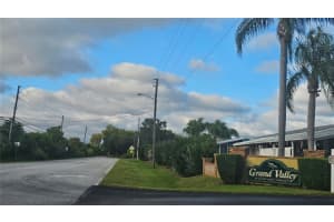 8210 BULL RUN DR, NEW PORT RICHEY, FL 34653 - MLS#MFRTB8442374