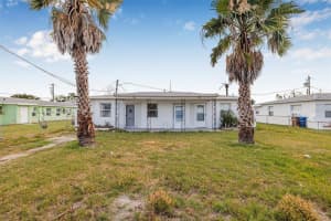 30 LYNN WAY, MADEIRA BEACH, FL 33708 - MLS#MFRTB8442451