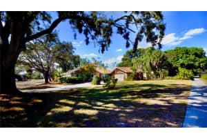 547 OLEANDER WAY, ST PETERSBURG, FL 33707 - MLS#MFRTB8442501