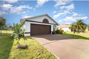 710 TOULON DRIVE, KISSIMMEE, FL 34759 - MLS#MFRTB8442510