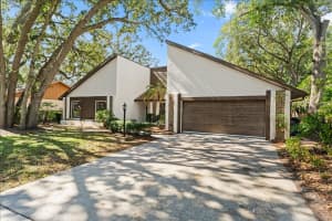 1042 SYLVIA LANE, TAMPA, FL 33613 - MLS#MFRTB8442535