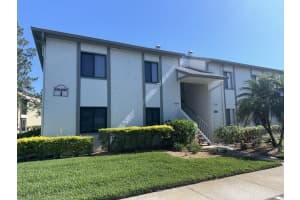 261 Cypress Ln, OLDSMAR