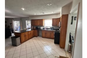 613 ROYAL CREST WAY, BRANDON, FL 33511 - MLS#MFRTB8442550