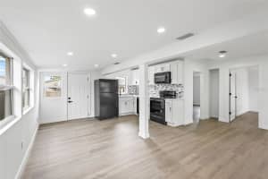 5044 5TH AVENUE, ST PETERSBURG, FL 33710 - MLS#MFRTB8442553